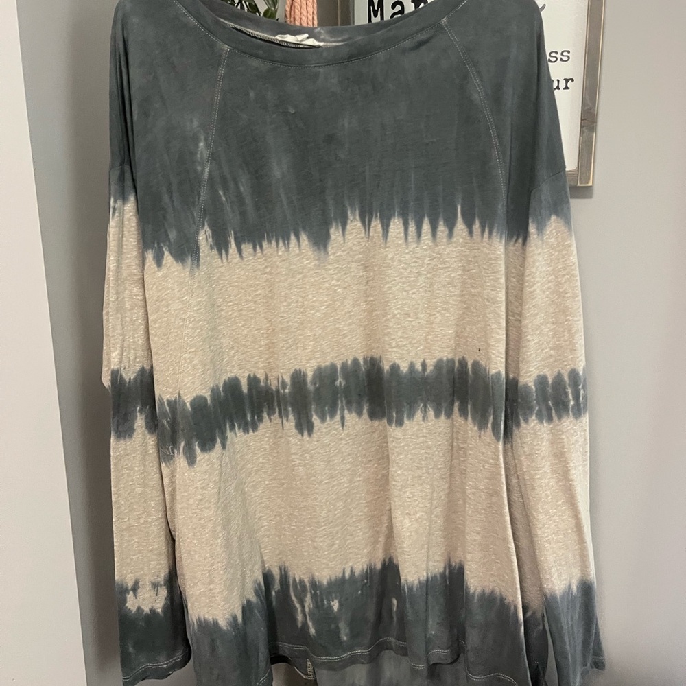 Tie-Dye Long Sleeve Top 2X